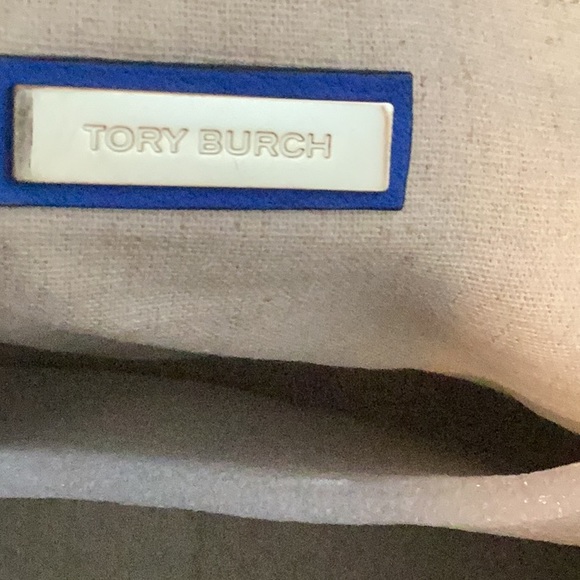 Tory Burch Half Moon Leather Satchel 💙 - Picture 11 of 17